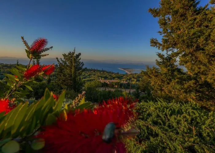 Panoramic Ocean Views Jiulita Lefkada Case de vacanță Tsoukaládhes